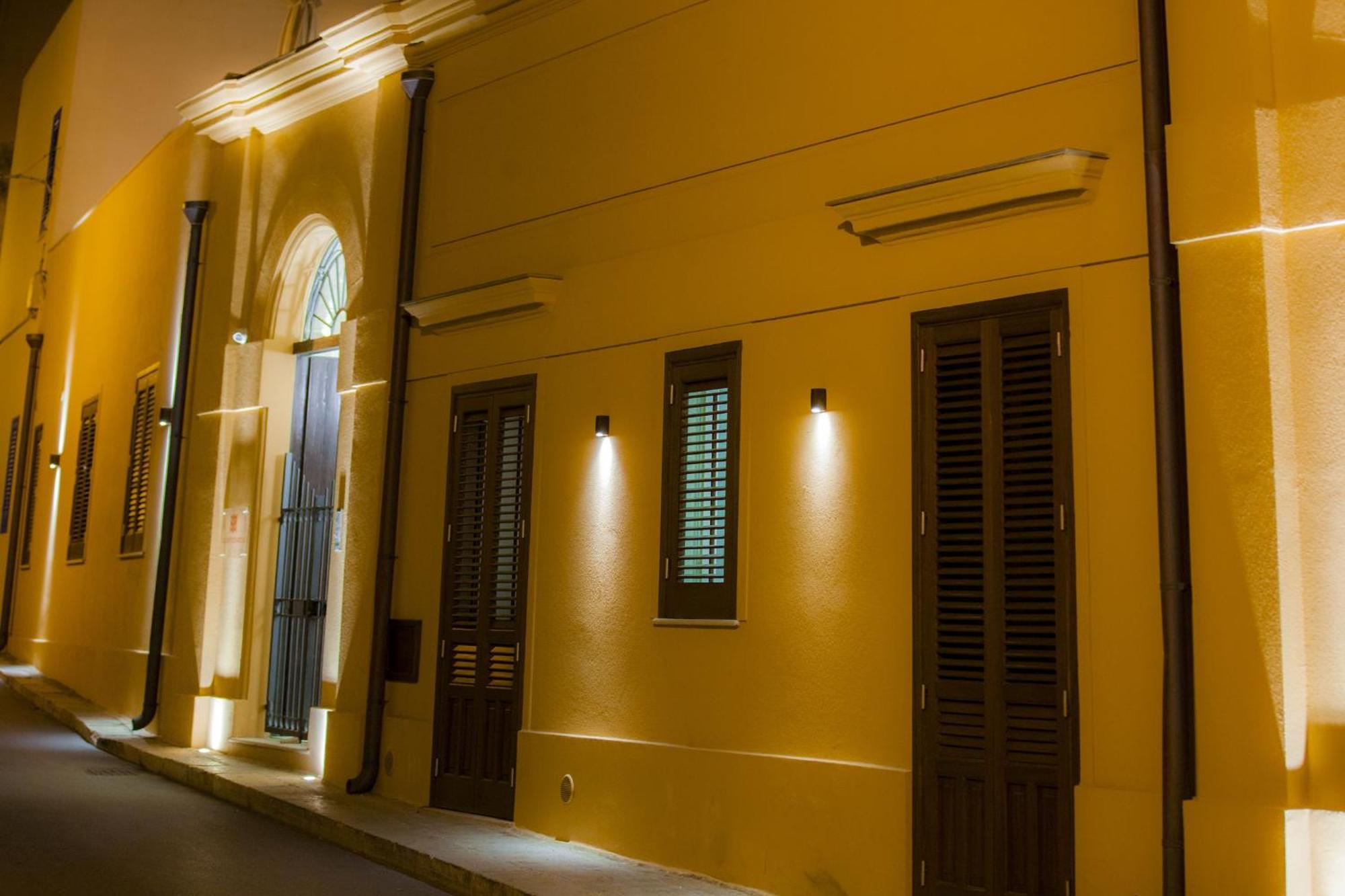 Aegusa Hotel