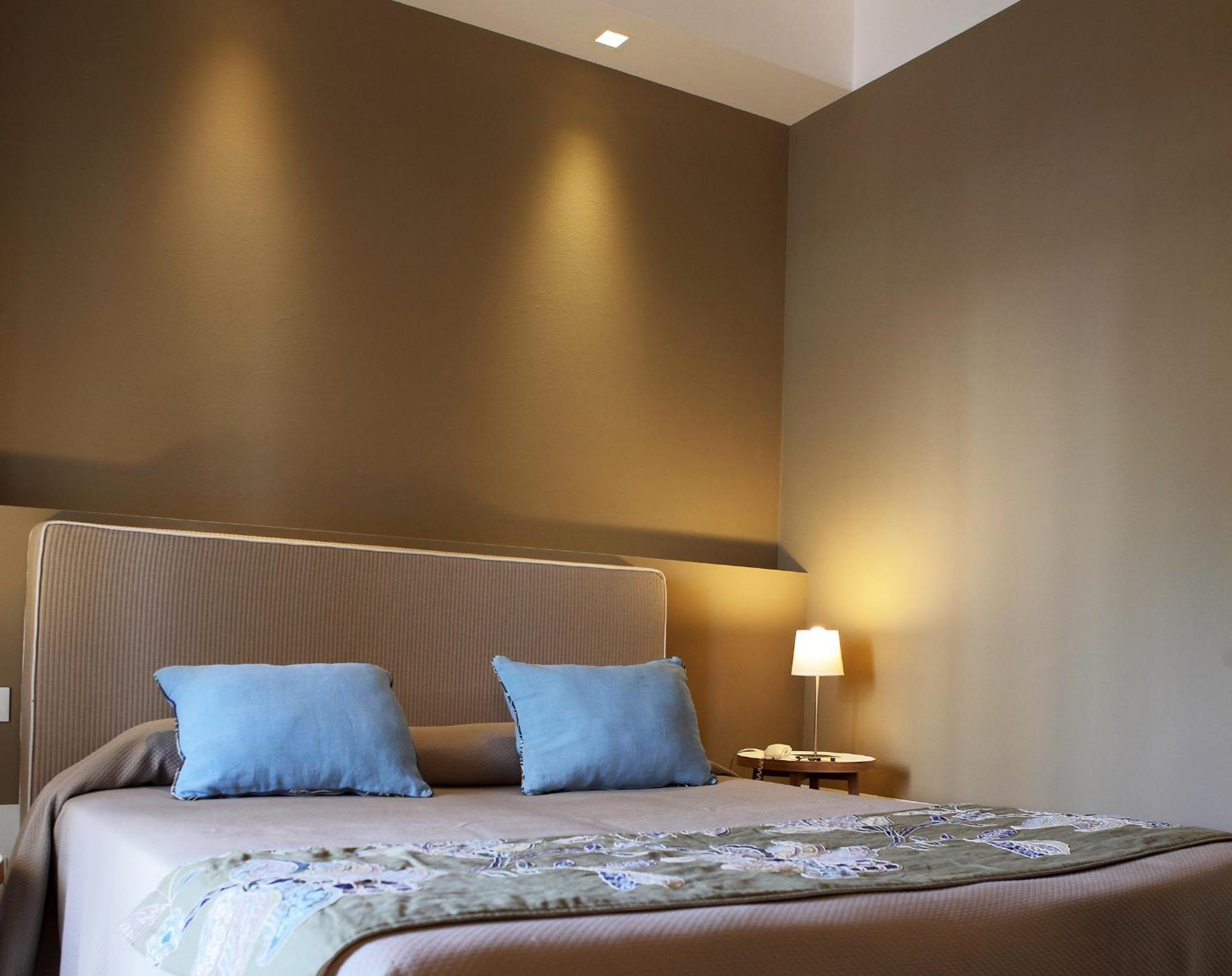 Aegusa Hotel 3*