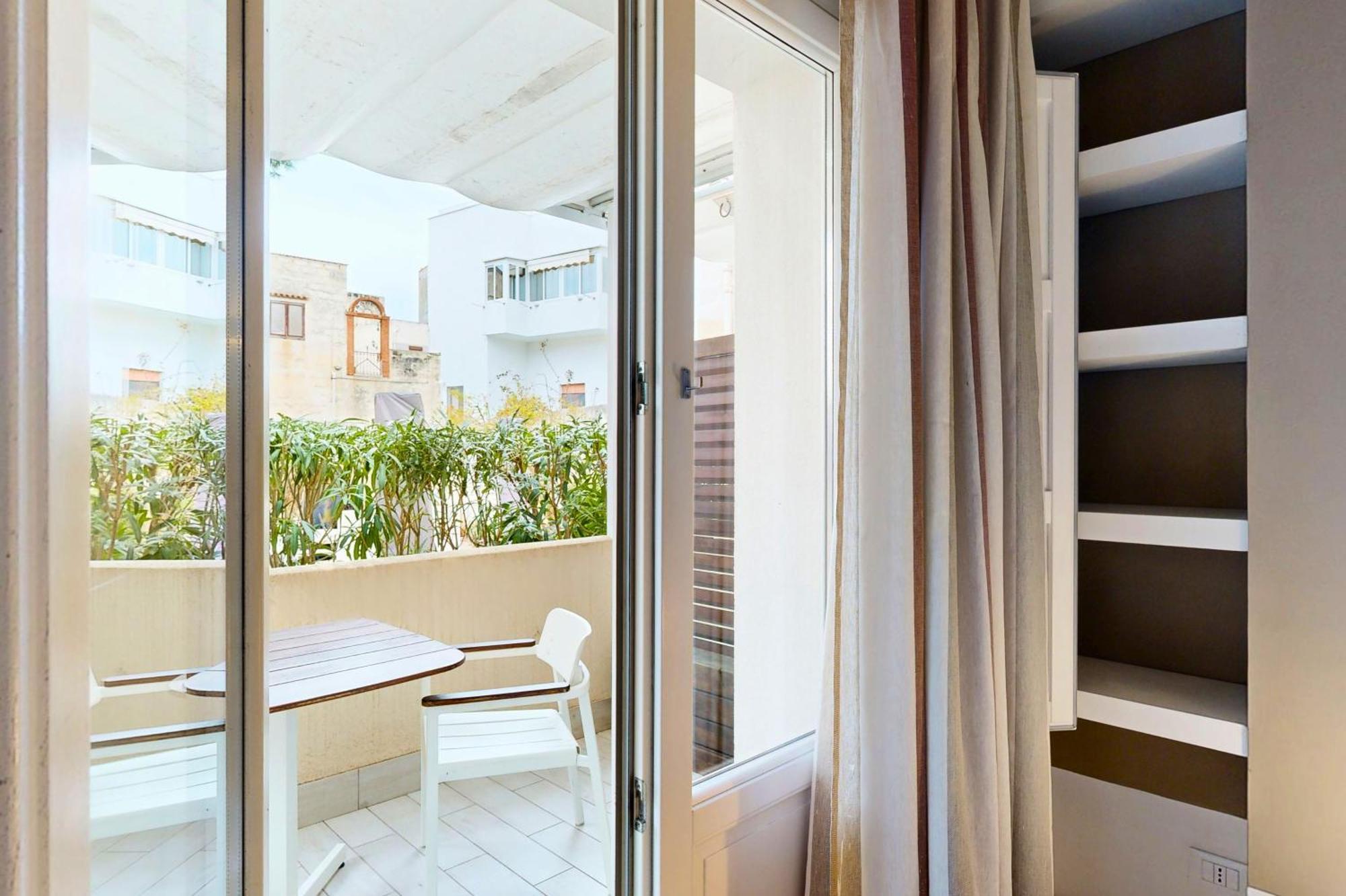 Hotel Aegusa 3*